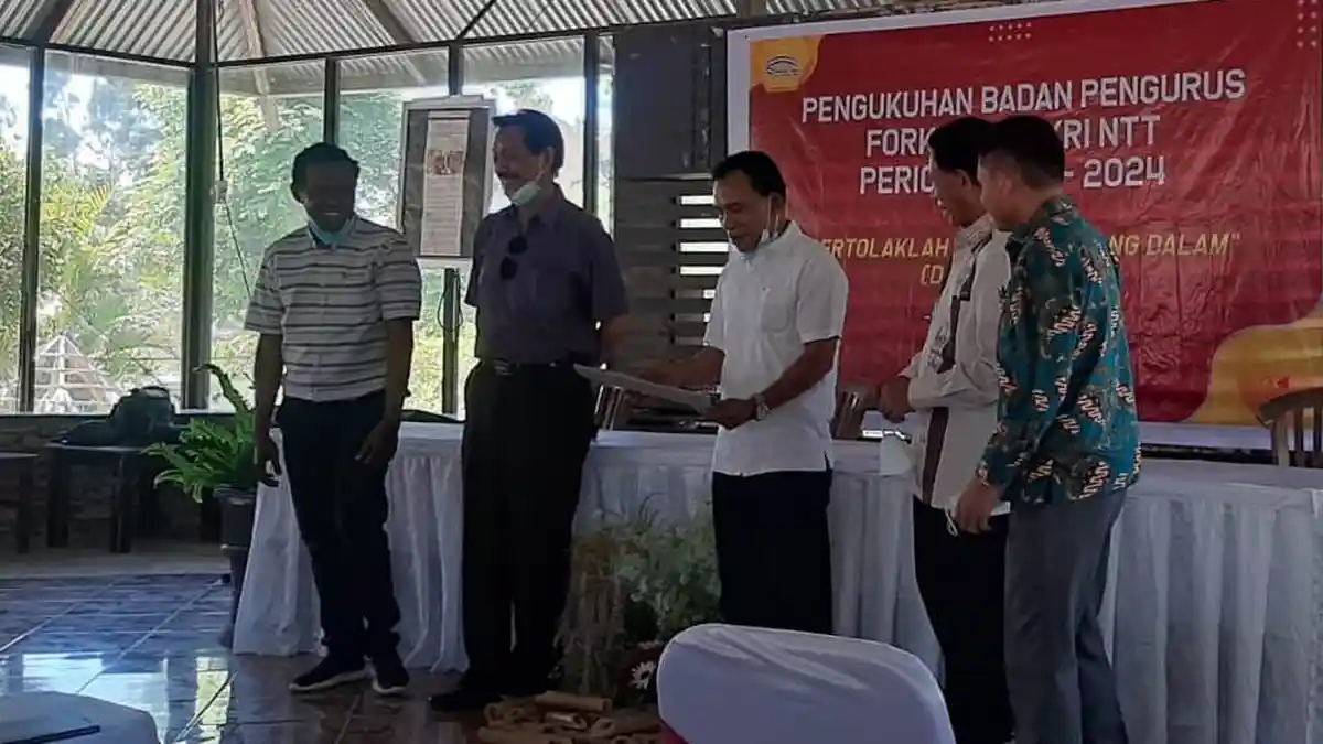 Pengukuhan Forkoma PMKRI NTT, RD. Maxi Un Bria: Jadi Garam dan Terang serta Penggerak Perubahan