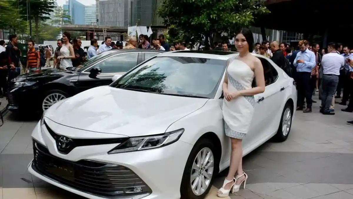 All New Camry Tampil Lebih Mewah dan Agresif, Ini Spesifikasinya
