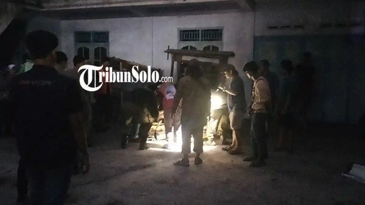 Benarkah Pria yang Ditemukan Bersimbah Darah Adalah Korban Pembacokan? Kerabat Sebut Sigit Depresi