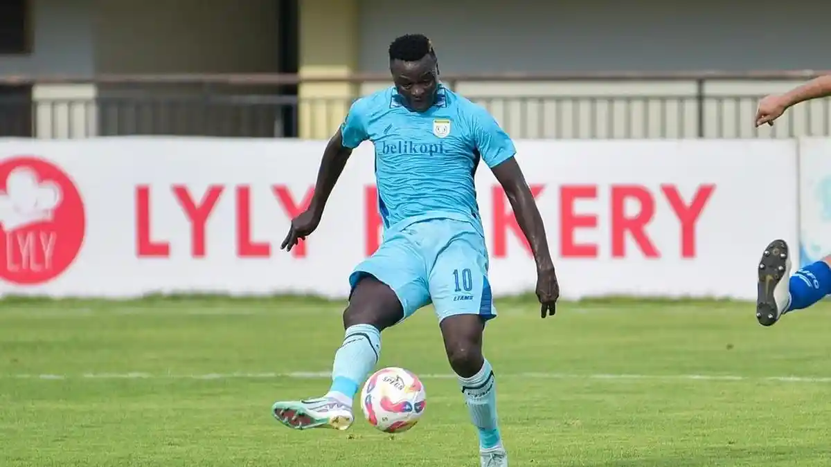 Hasil Babak I Persela vs Gresik United 1-0, Laskar Joko Tingkir Unggul Lewat  Ezechiel Ndouasel