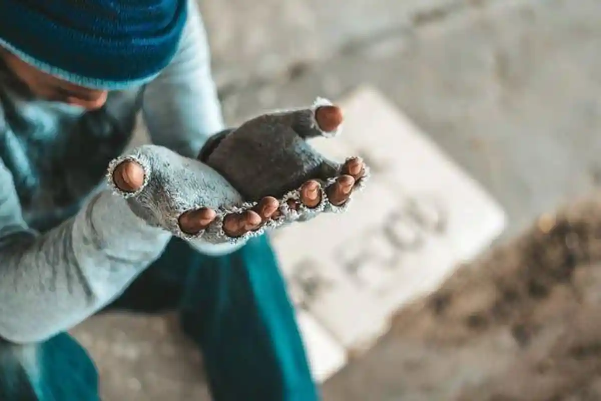 Sosok Pengemis Punya Tabungan Rp 469 Juta, Tertangkap saat Beraksi di Luar Negeri, Petugas Kaget