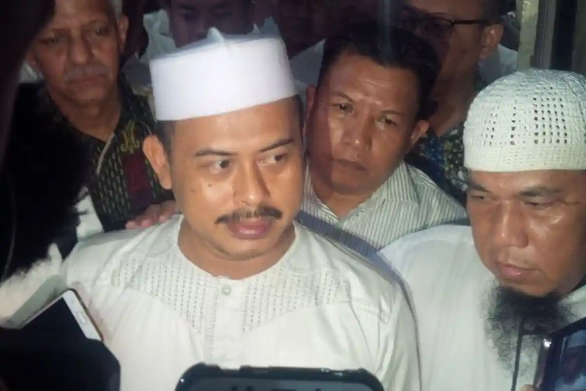Slamet Ma'arif Penuhi Panggilan Polisi, Ketua Umum PA 212 Diperiksa sebagai Saksi Terkait Aksi 1812