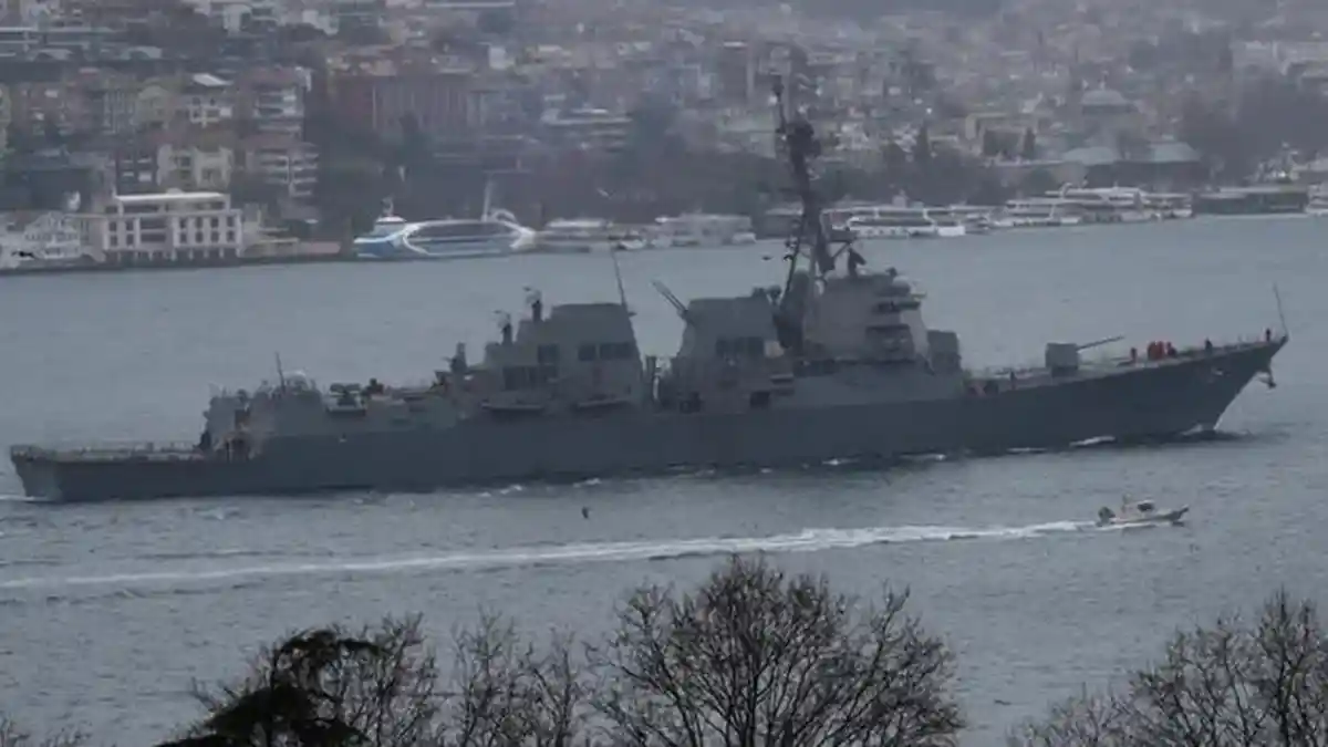 USS Thomas Hudner Cegat dan Tembak Jatuh Drone yang Diluncurkan Houthi Yaman
