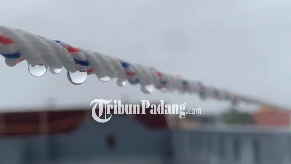 Prakiraan Cuaca Sumatera Barat Hari Ini Kamis, 18 Desember 2025: Berawan hingga Hujan Ringan