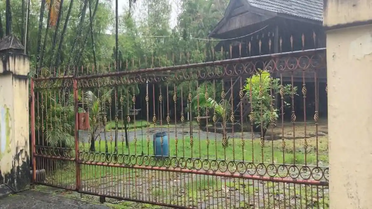 Rumah Kayu yang Kini Sepi: Balla Kayua Milik SYL Segera Dilelang