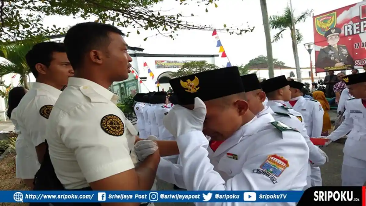 Tangis Anggota Paskibraka Palembang Pecah Setelah Sukses Kibarkan Bendera di Pelataran BKB Palembang