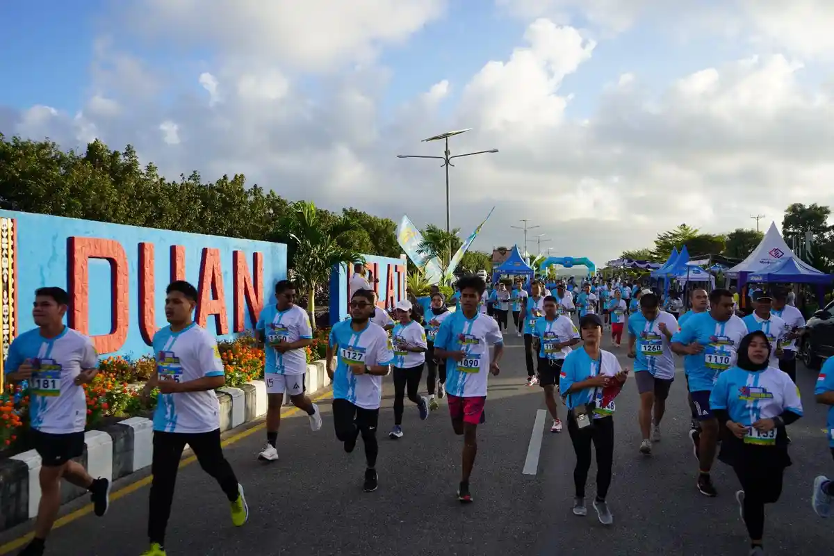 PLN UP3 Saumlaki Gelar Fun Run 5k Sekaligus Tingkatkan Awareness Penggunaan Aplikasi PLN Mobile