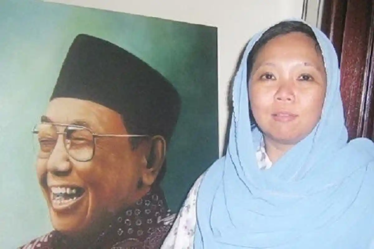 Heboh Kicauan Putri Gus Dur tentang 'Pendek' dan 'Pesek', Netizen Sampai Penasaran