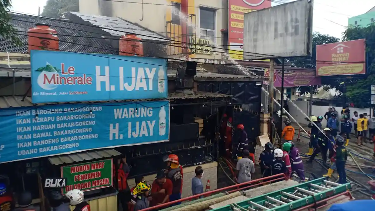 Kebakaran di RM H Ijay, Polsekta Samarinda Ulu Mulai Minta Keterangan Saksi