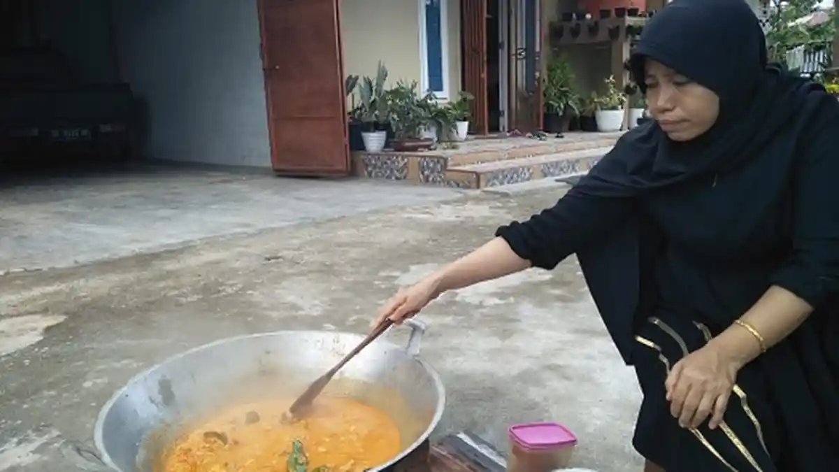 Rendang Ayam Jadi Menu yang Tak Kalah Enak dan Gurih Dibanding Rendang Daging Sapi