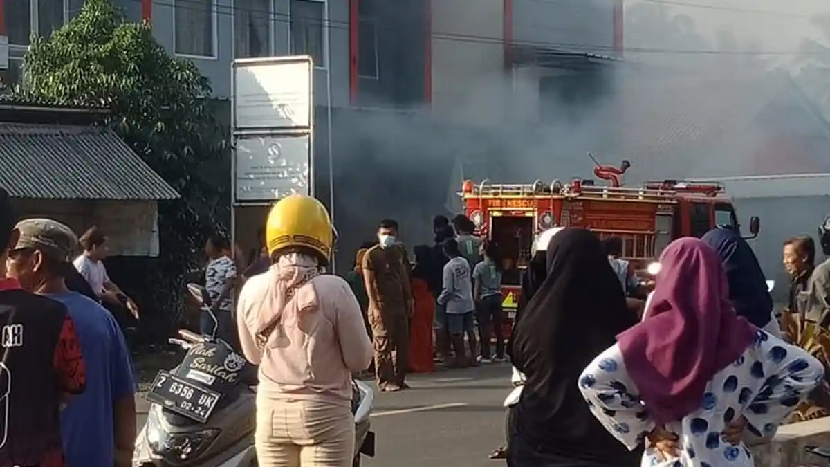 DPUTRPRKP Kabupaten Pangandaran Terbakar Tadi Sore, Belum Diketahui Penyebabnya