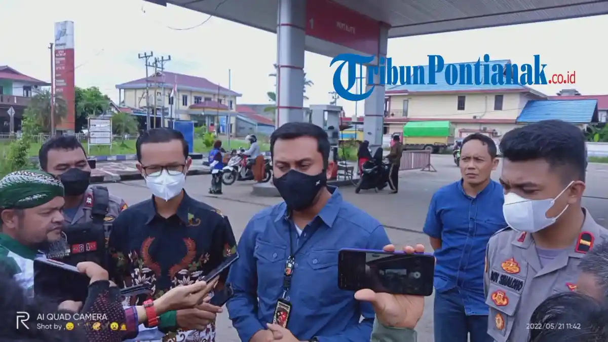 Polres Kubu Raya Amankan Pengemudi Truk Saat Isi BBM Gunakan Tangki Siliuman