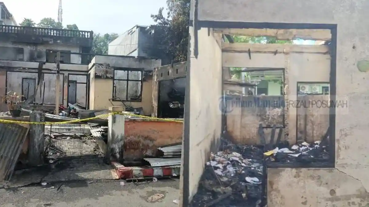 Fakta Kebakaran 5 Rumah di 2 Kelurahan Kota Manado Pagi Tadi, Seorang Pemuda Meninggal - Tribunmanado.co.id