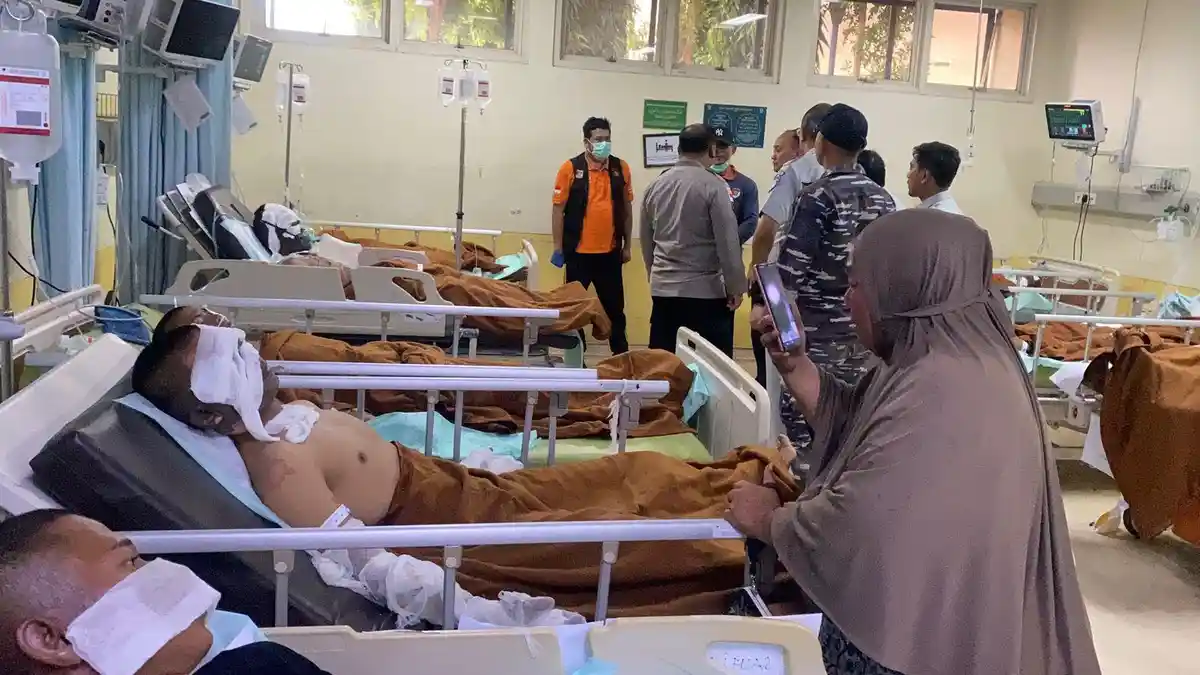 Ledakan Kamar Mesin KM Aceh Hebat, 14 Orang Luka Bakar
