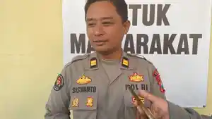 Kasi-Humas-Polres-Tuban-Iptu-Siswanto-memberikan-keterangan.jpg