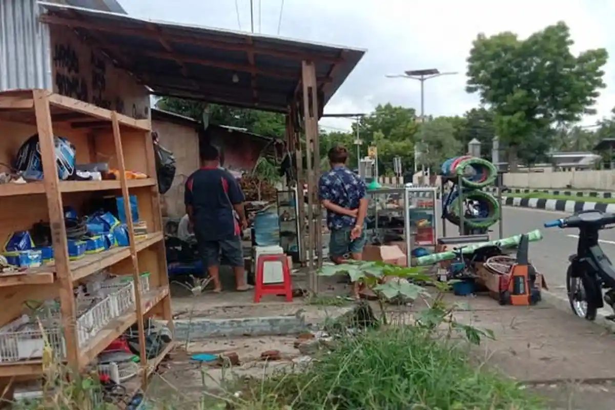 Gara-gara Perkara Tanah, Bengkel Motor di Depan Kantor Polres Lembata Dibongkar Paksa