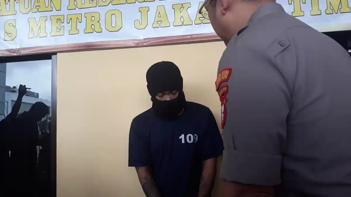 Pengamen yang Bunuh Temannya Sempat Gigit Anggota Polrestro Jakarta Timur Hingga Rusak Borgol