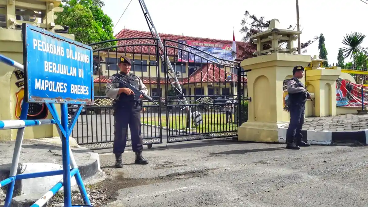 Pasca Bom di Polrestabes Medan, Penjagaan di Polres Brebes Diperketat