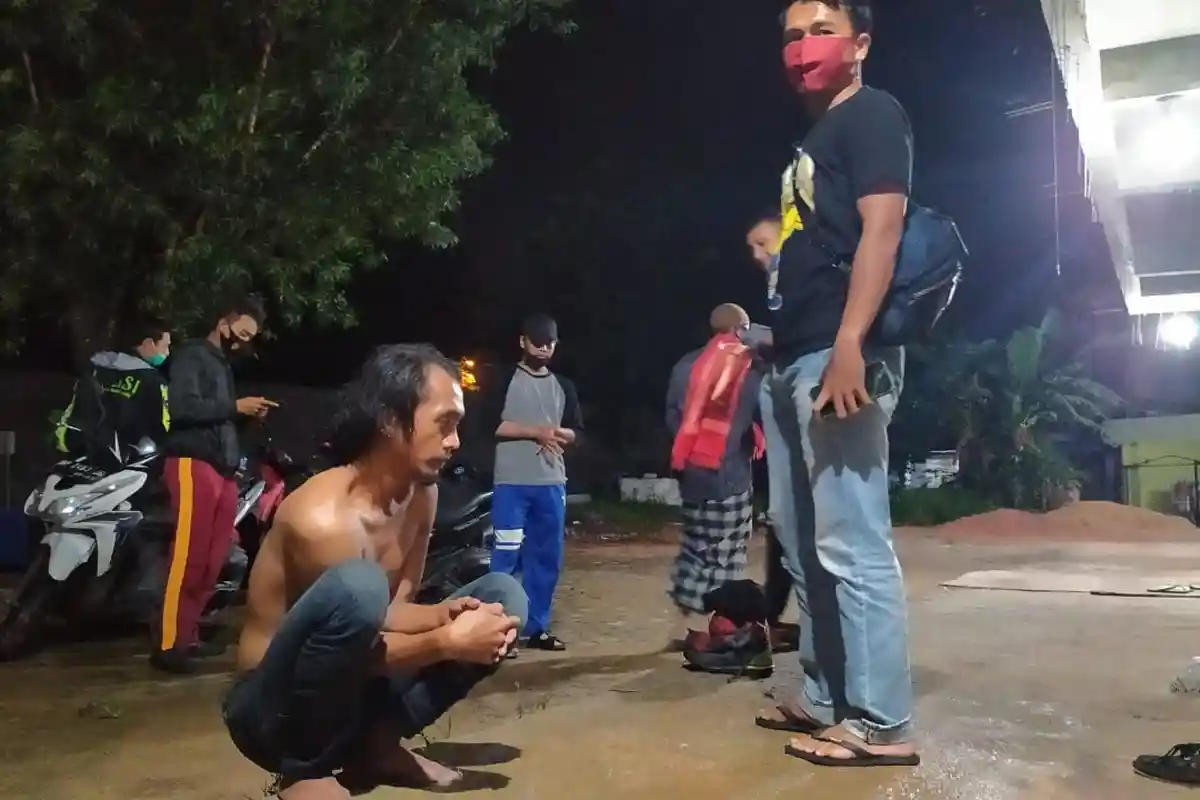 Rizal Gunakan Besi Congkel Kotak Infak di Masjid, Sembunyikan Uang Infak di Celana Dalam