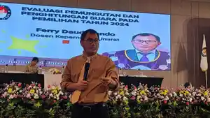 DOSEN-Dosen-Kepemiluan-FISIP-Universitas-Sam-Ratulangi-Manado-Dr-Ferry-Liando.jpg