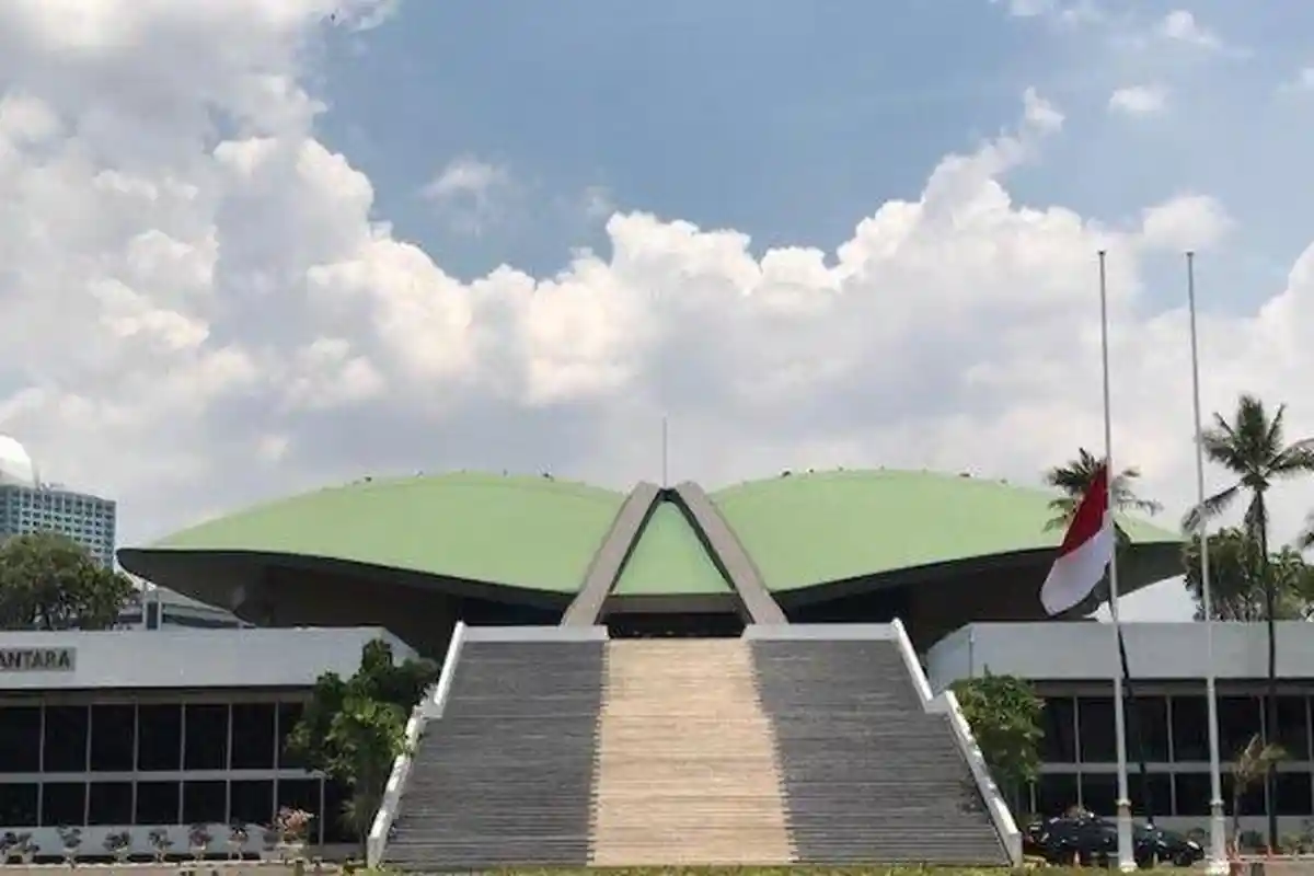 Berikut Daftar 22 Artis yang Bakal Ikuti Pelantikan DPR 2024-2029 Hari Ini, Ada Verrell Bramasta