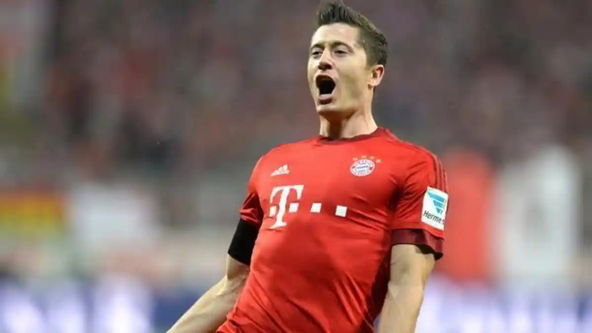 Pesepakbola Lewandowski dan Istri Sumbang Rp 17 Miliar untuk Membantu Penanganan Virus Corona