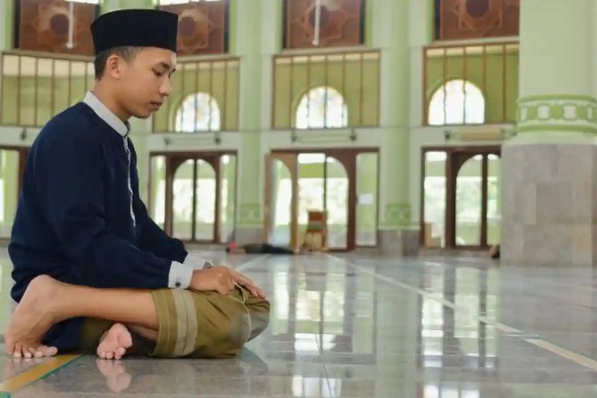 Bacaan Niat dan Doa Sholat 5 Waktu, Teks Arab dan Artinya