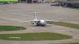 Pesawat-Il-76-Ilyushin.jpg
