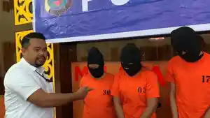 ketiga-pelaku-setelah-diamankan-di-Polres-Pelabuhan-Belawan_Aborsi.jpg
