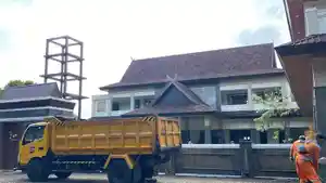 Pemerintah-Kota-Pemkot-Bogor-bebersih-Museum-Pajajaran-Batutulis-Bogor-S.jpg