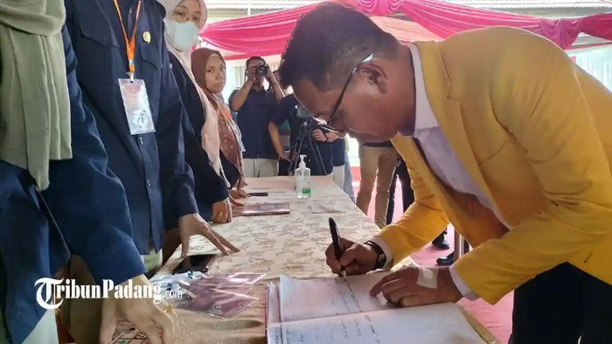 DCS Anggota DPRD Sumbar 2024 Partai Golkar Lengkap 8 Dapil, Ada Nama Amiziduhu Mendrofa