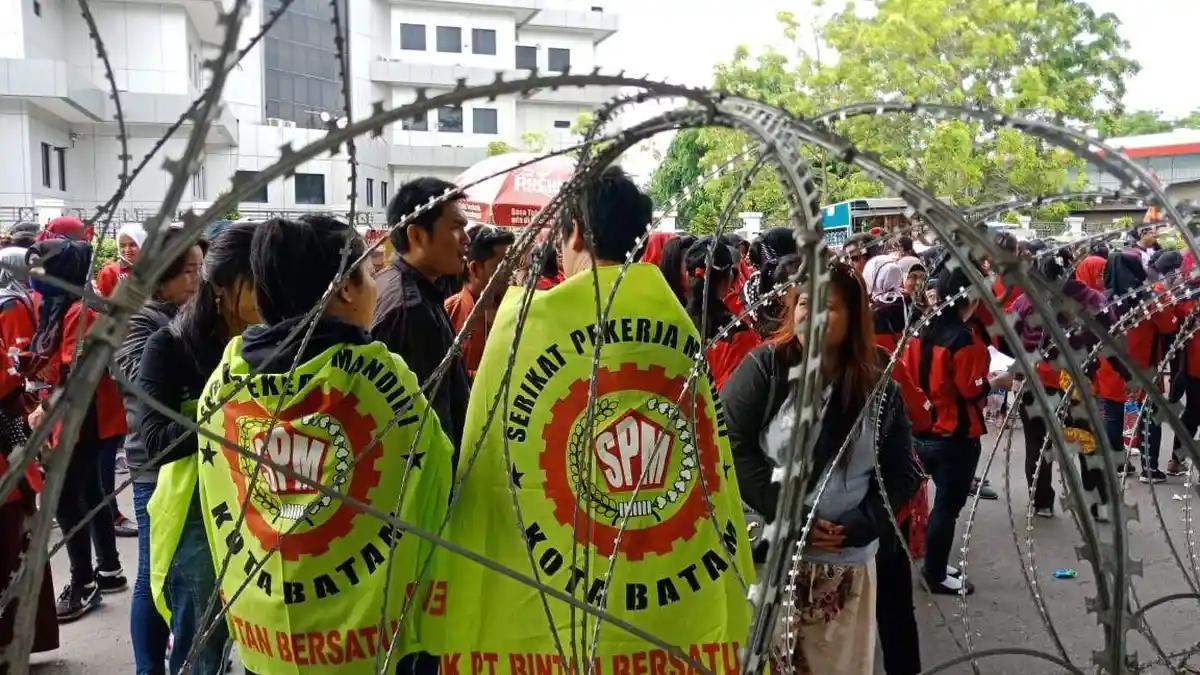 HARI BURUH 2020 - Sejarah dan Jalan Panjang Hari Buruh se-Dunia dan di Indonesia