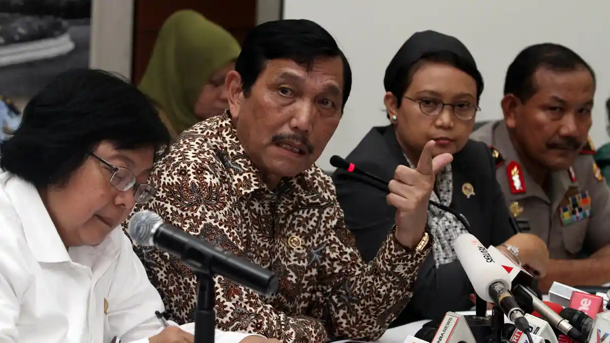 Luhut Perintahkan Tunda Penanganan Kasus Korupsi Calon Kepala Daerah