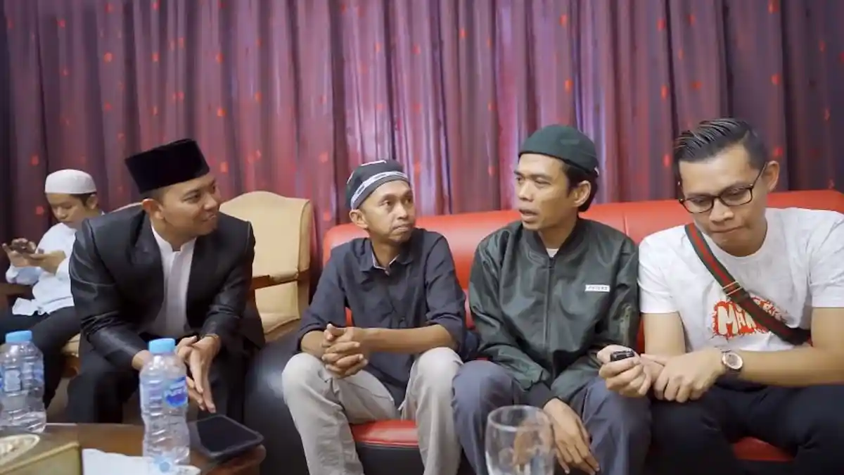 Bertemu Youtuber Pontianak, Ustadz Abdul Somad (UAS): 'Ini Makhluk Unik yang Perlu Dibudidayakan'
