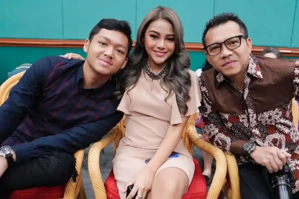 Dukungan Kevin Aprilio bagi Aurel-Azriel, Persembahan Lagu Penuh Makna, Respon Anang Menuai Pujian