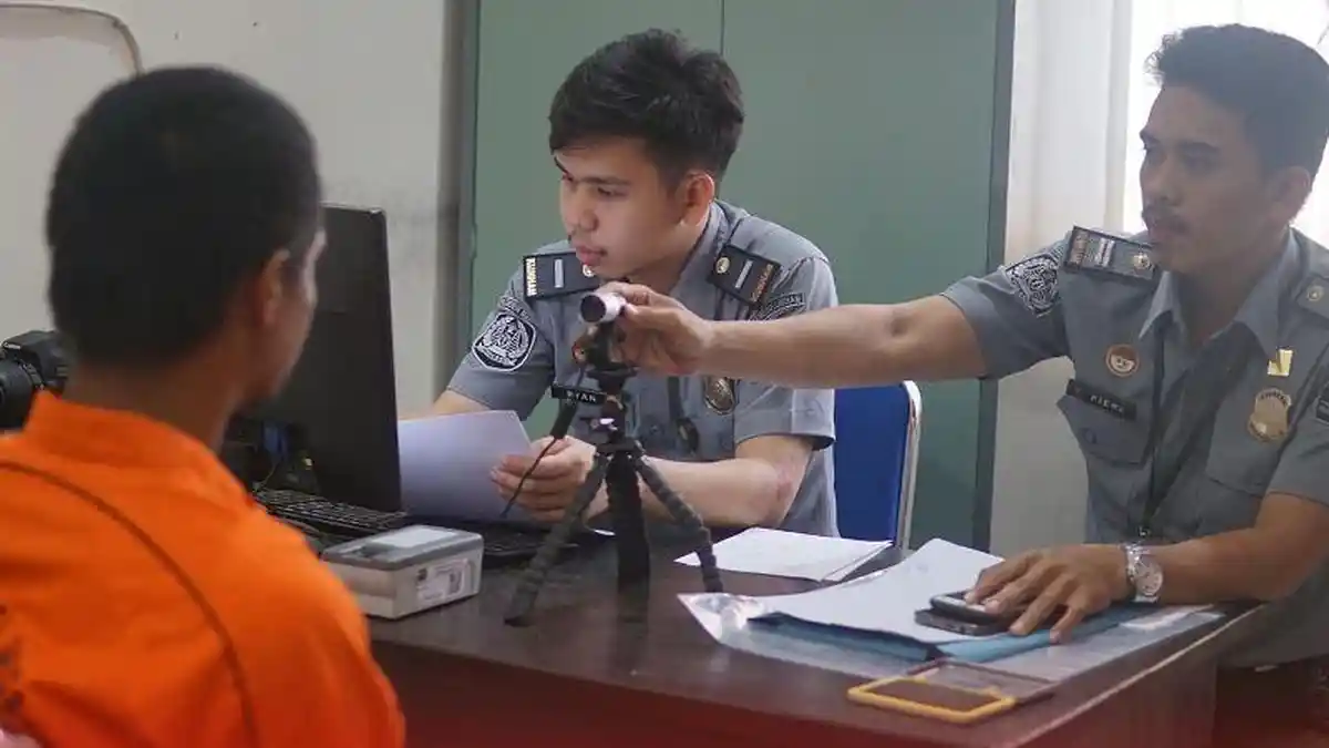 BREAKING NEWS: Rudenim Manado Tahan 10 Deteni Asal Filipina