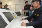 KSAL Mengamati Simulator Kapal Selam SCS