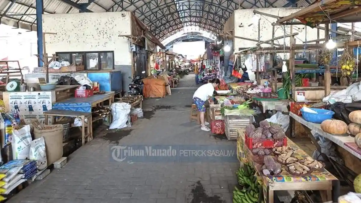 Update Harga Bahan Pokok di Pasar Pinasungkulan Karombasan Manado: Cabe hingga Bawang Merah Turun - Tribunmanado.co.id