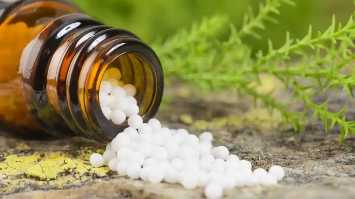 Jangan Salah Kaprah, Obat Kimia Sejatinya Juga Diambil dari Alam. Ini Kelebihannya Dibanding Herbal