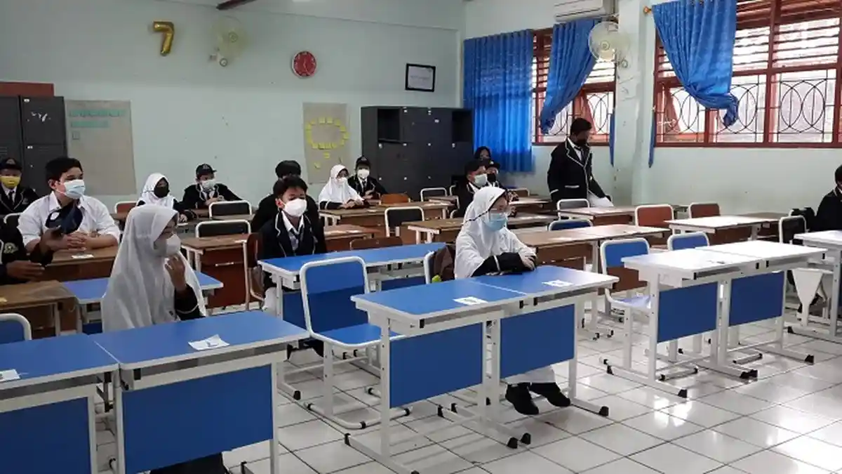 Dari Target 10.677 Sekolah, Sebanyak 10.429 Sekolah yang Telah Menggelar PTM Terbatas di DKI Jakarta