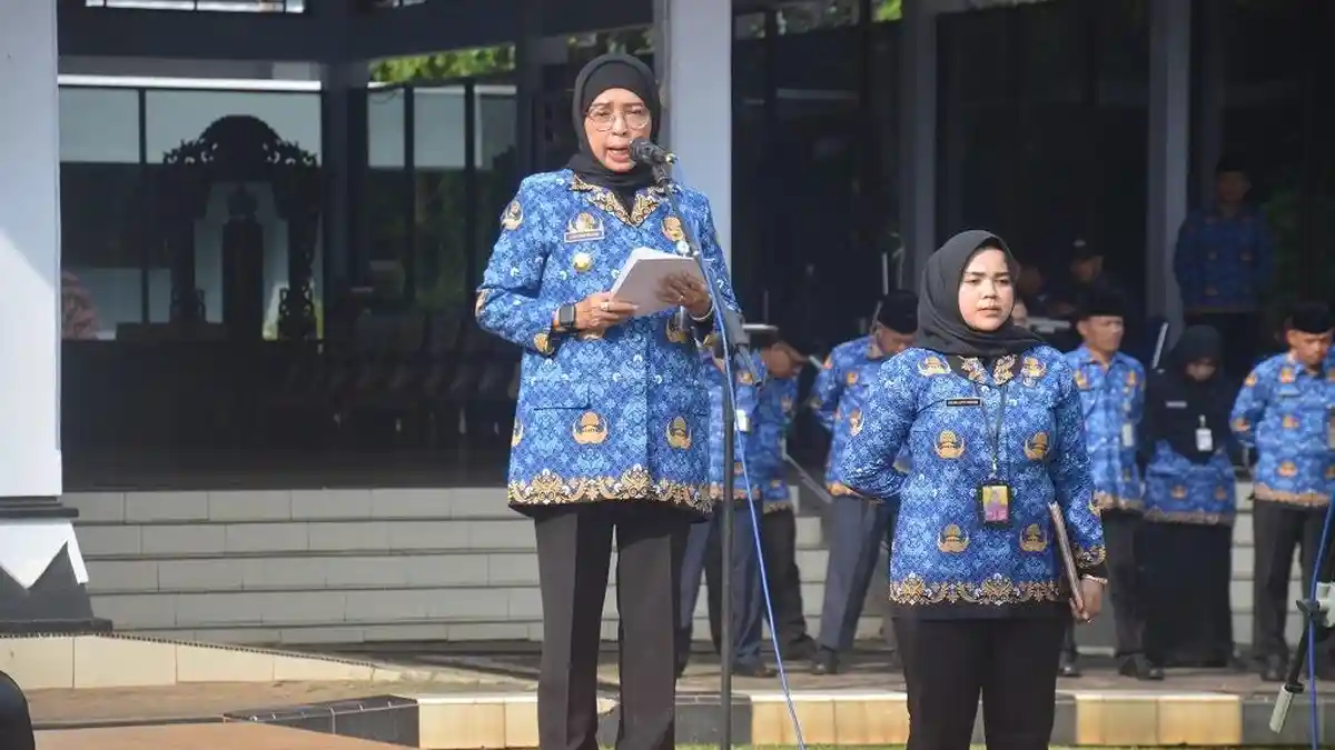 Pimpin Upacara Hardiknas, Pj Bupati Batang Singgung Program Guru Penggerak, Ada Apa?