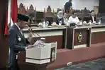 rapat-paripurna-dprd-sulsel-11.jpg