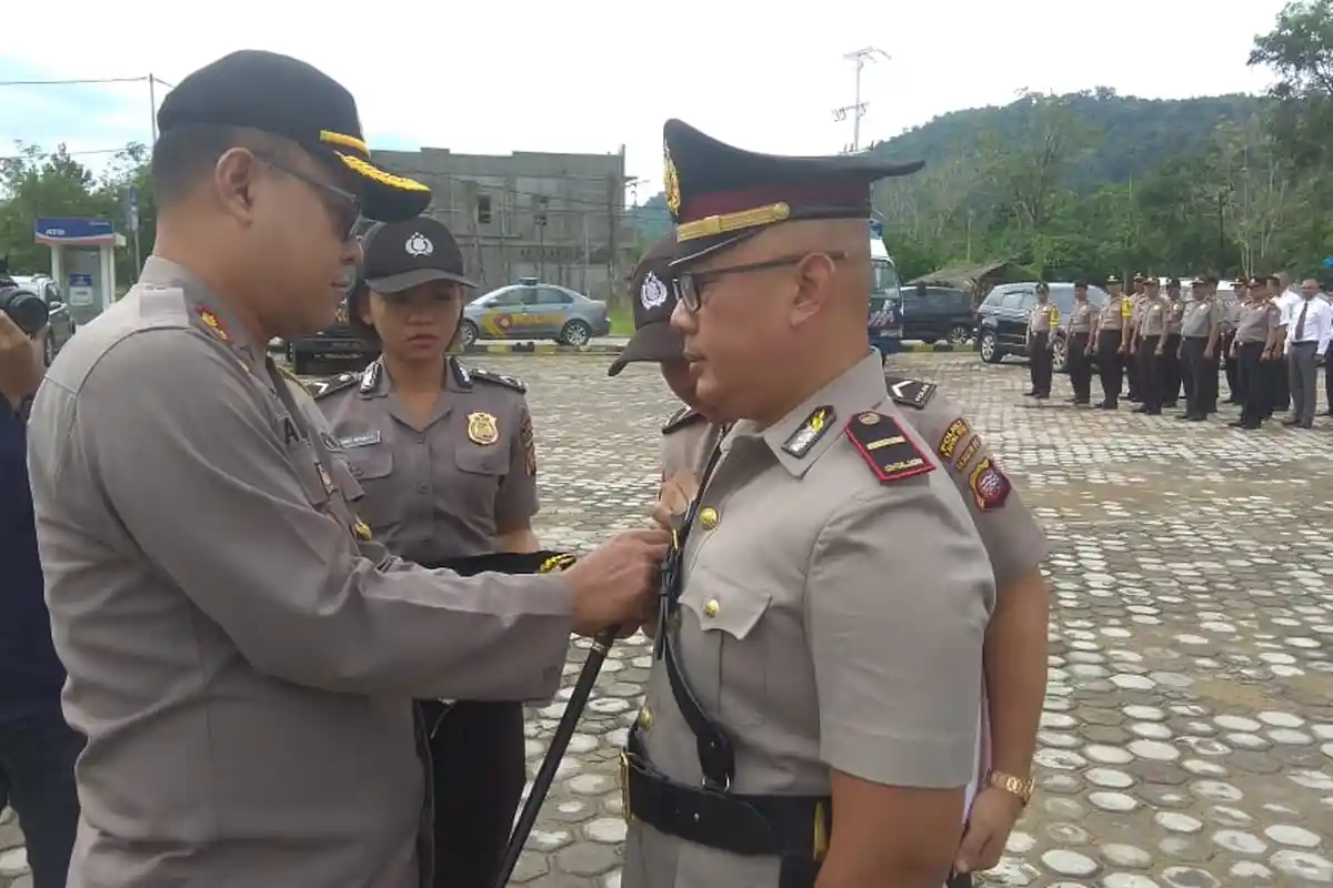 Sertijab di Mapolres Kayong Utara, Ipda Dede Jabat Kapolsek Seponti
