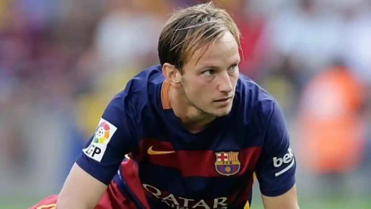Ivan Rakitic Pakai Nomor Punggung Pep Guardiola di Barcelona