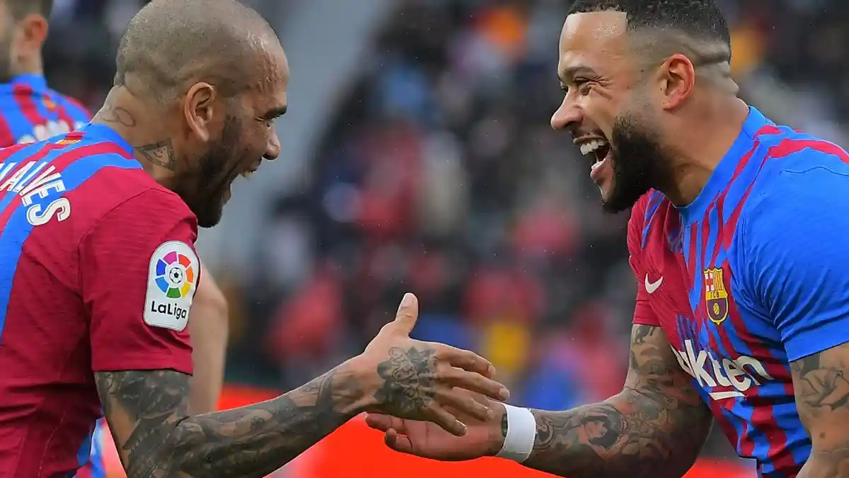 Barcelona Dan Inter Milan Siap Tukar Pemain, Memphis Depay Untuk Joaquin Correa