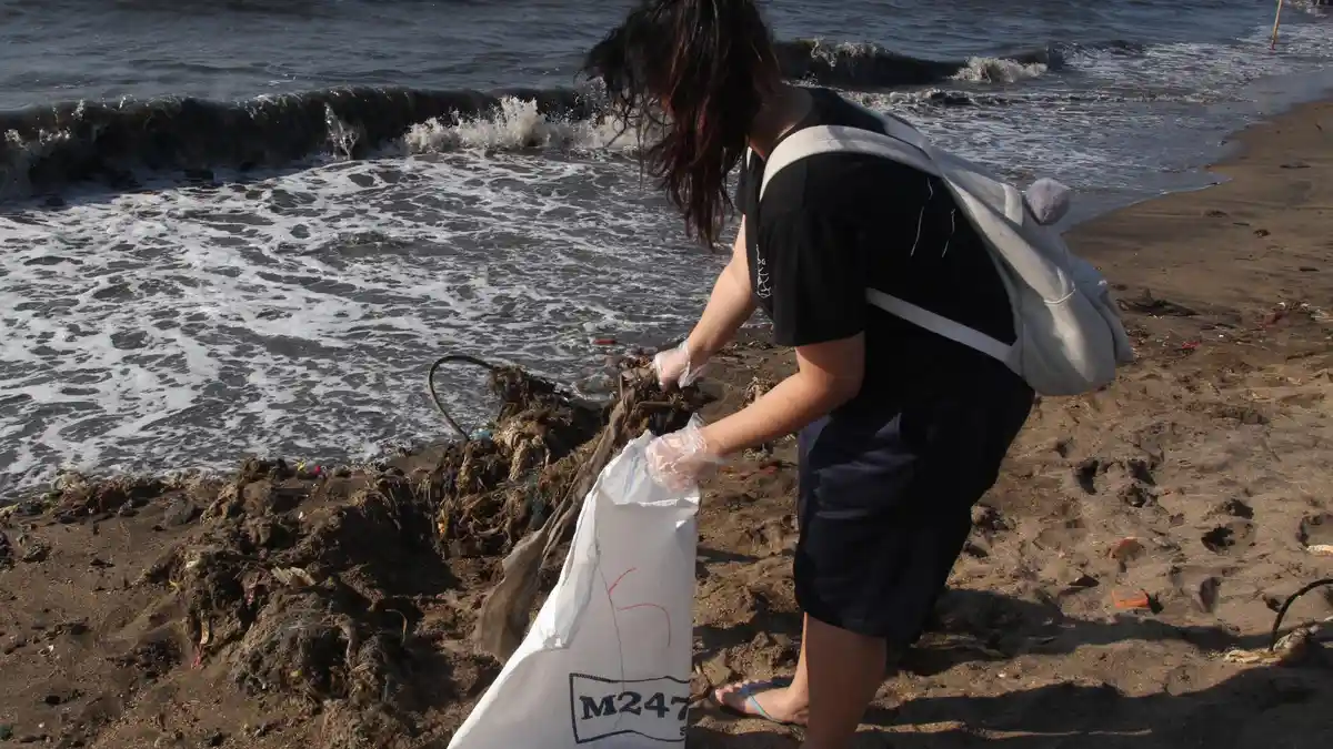 Besarnya Potensi Rupiah dari Sampah Plastik Bekas Kemasan