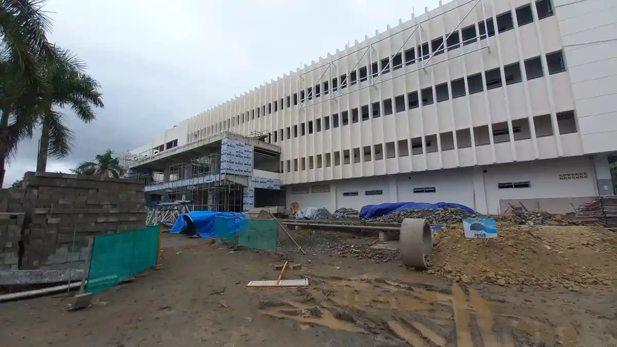 Sudah 93 Persen, Gedung Baru Pasar Mardika Ambon Bakal Rampung April 2023