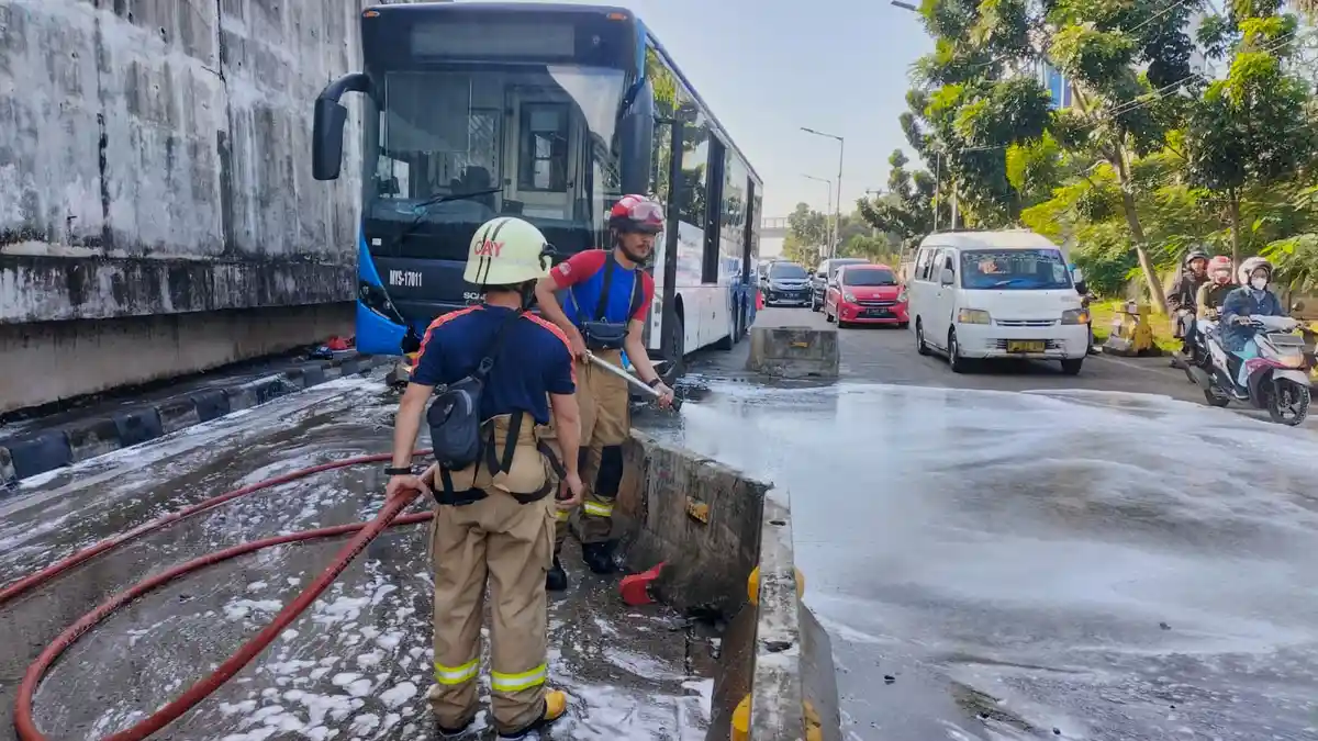Tak Sampai 3 Bulan, Bus Transjakarta 17 Kali Kecelakaan, Ini Penyebabnya