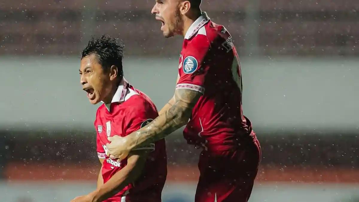 Samsul Arif Sukses Balaskan Dendam Persis Solo, Persija Teledor Tak Gubris Peringatan