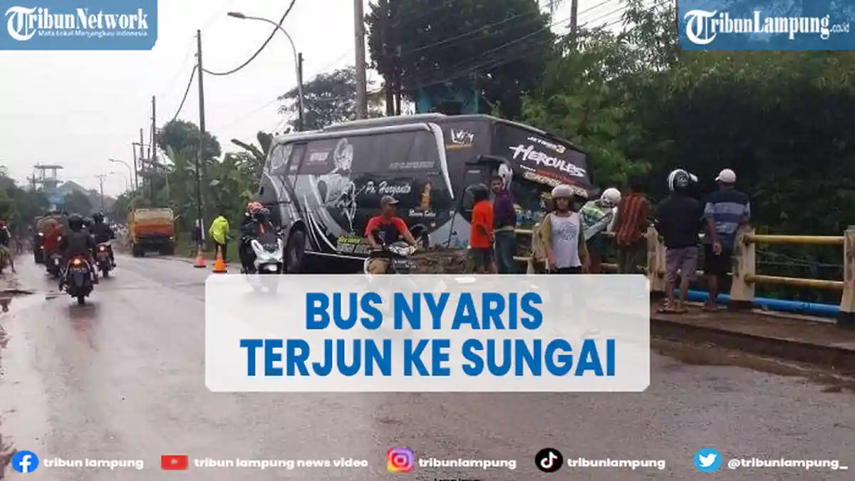 Bus Haryanto Nyaris Terjun ke Sungai Setelah Tabrak Jembatan
